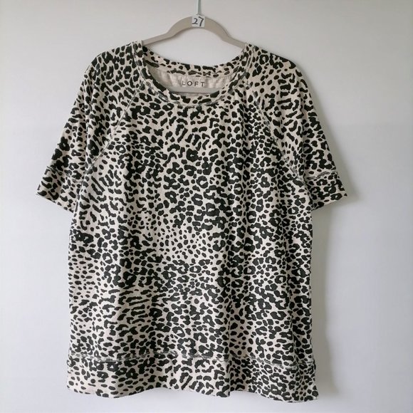 LOFT Womens Cream Black Leopard Animal Print Sweatshirt Like Tshirt Size XL - Picture 1 of 6